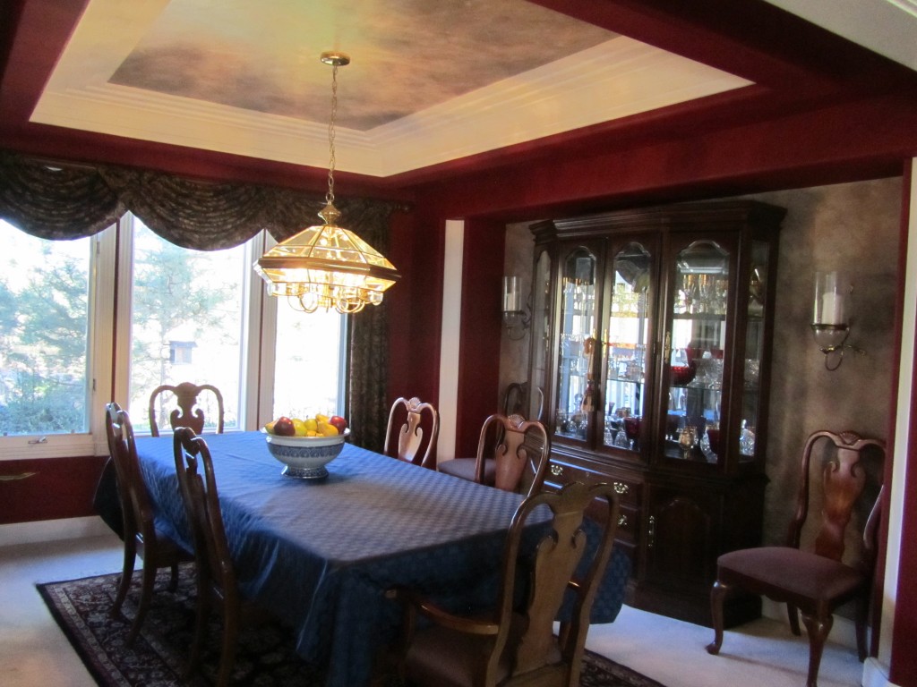 Dining Room Before Makeover