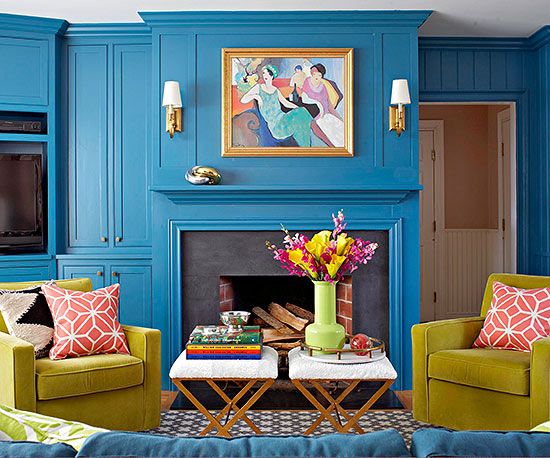 blue lacquered living room