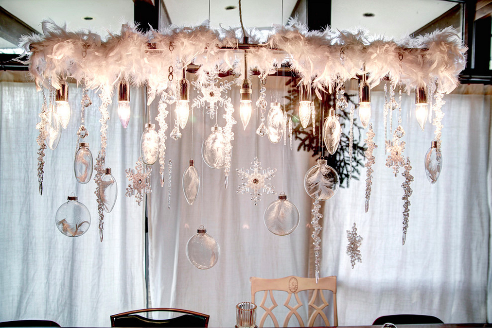 elegant holiday interior decorating