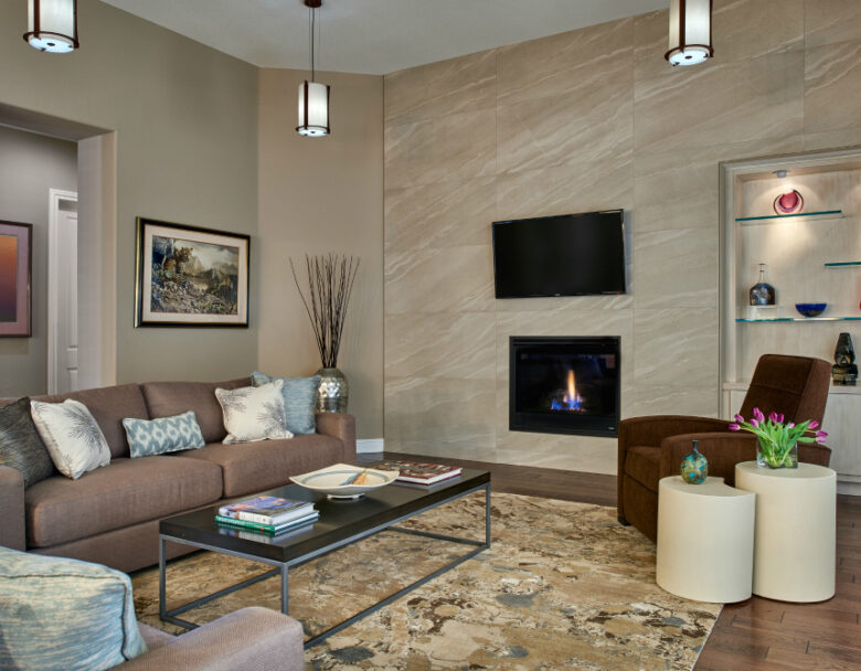 Art-Inspired Modern Design Creates an Indoor Sanctuary