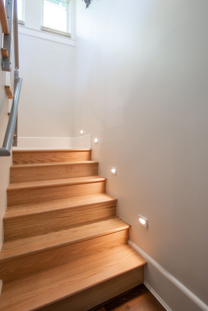 Tread lighting on stairs