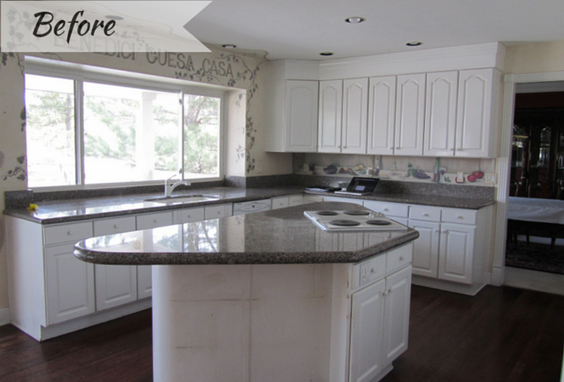 BEFORE - Ugly dated kitchen