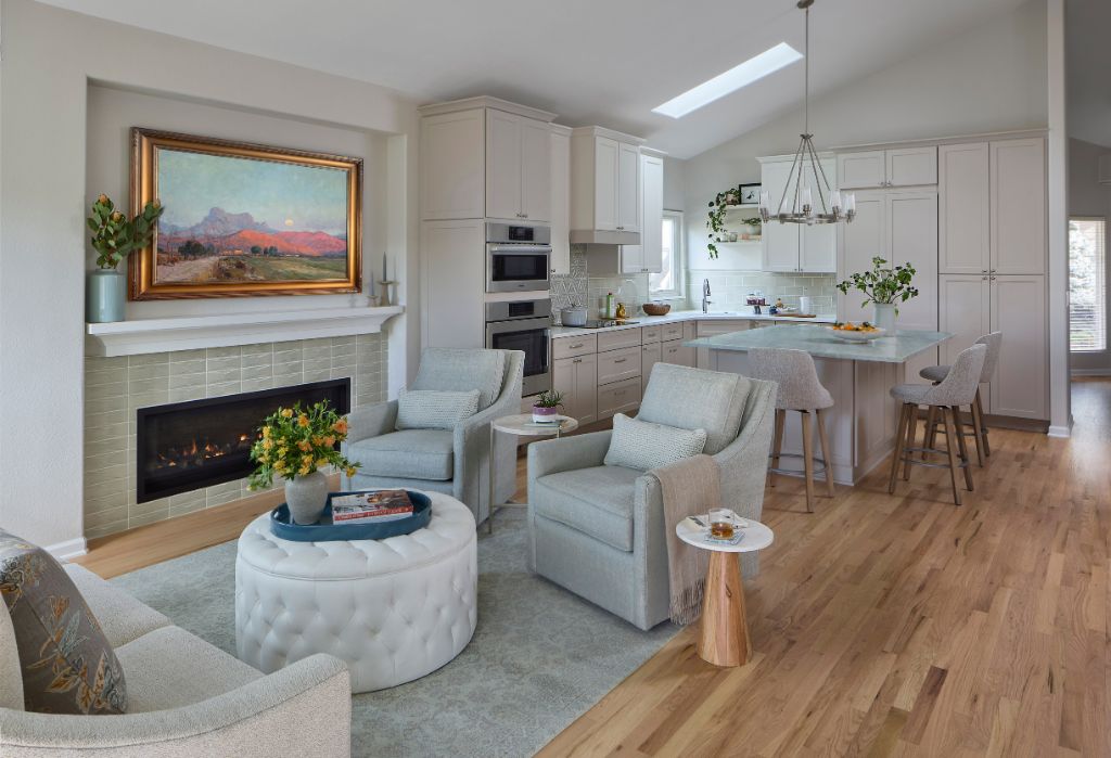 Updated 1990's home design Colorado